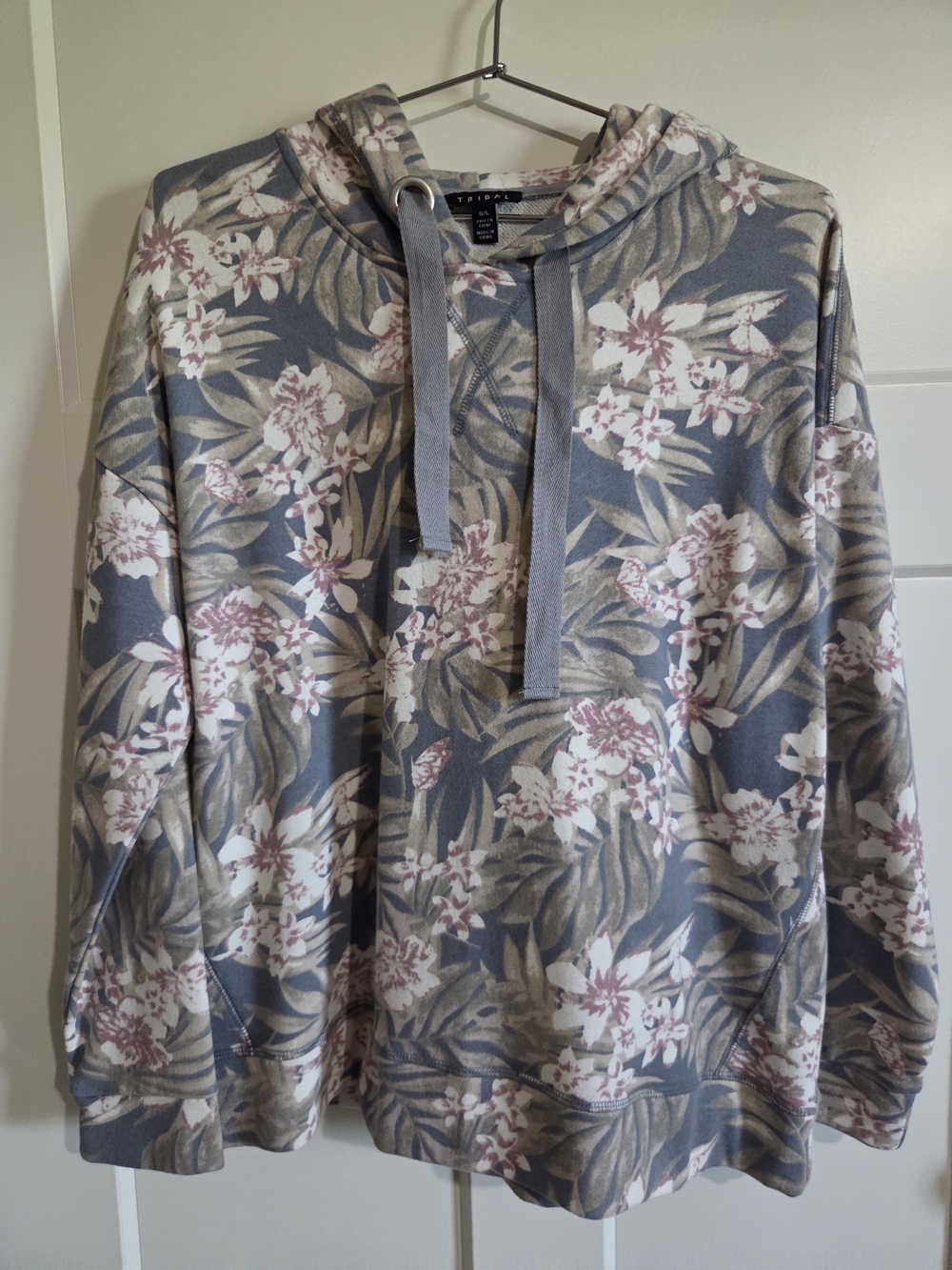 Tribal Floral Hooded Pullover Sweatshirt - Gray, Pink & Cream